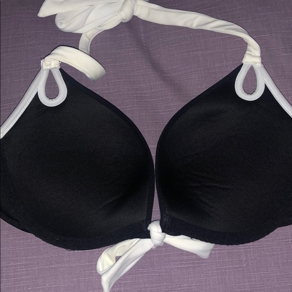 Black Bikini With White Trim - Picture 3 of 6